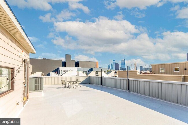Building Photo - 1819-21 Ginnodo St