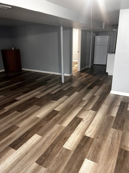 Building Photo - 295 Crandon Ave