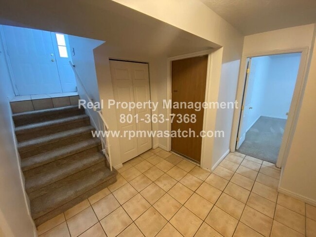 Building Photo - 4722 Xanadu Cir