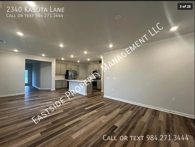 Building Photo - 2340 Kasota Ln