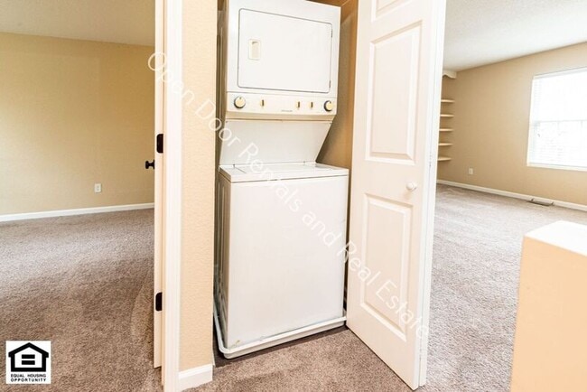 Building Photo - 7717 E State Blvd