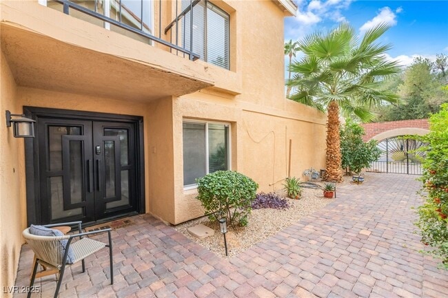 Building Photo - 3024 Bel Air Dr