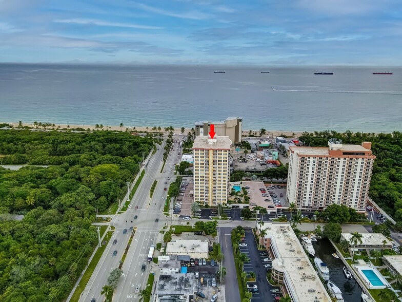 Building Photo - 3000 E Sunrise Blvd