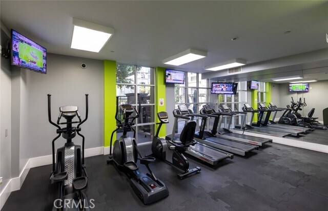 Building Photo - 2400 Scholarship