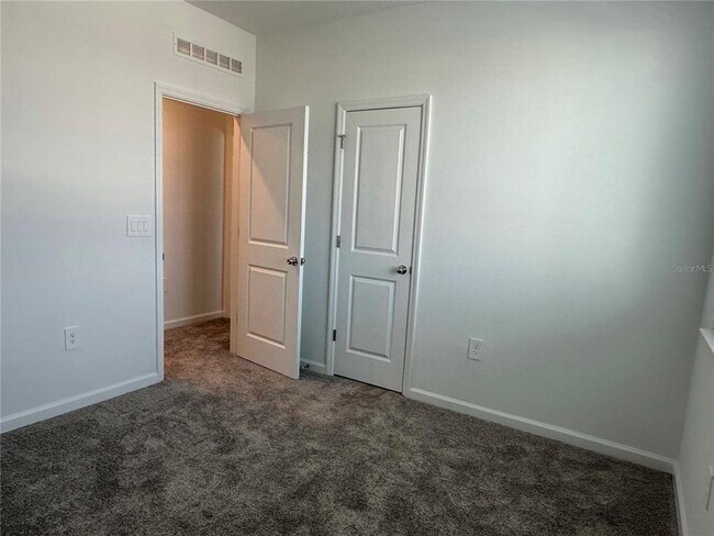 Building Photo - 8956 Swing Ln