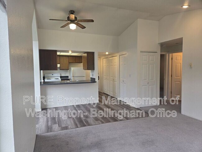 Building Photo - 1720 Texas St