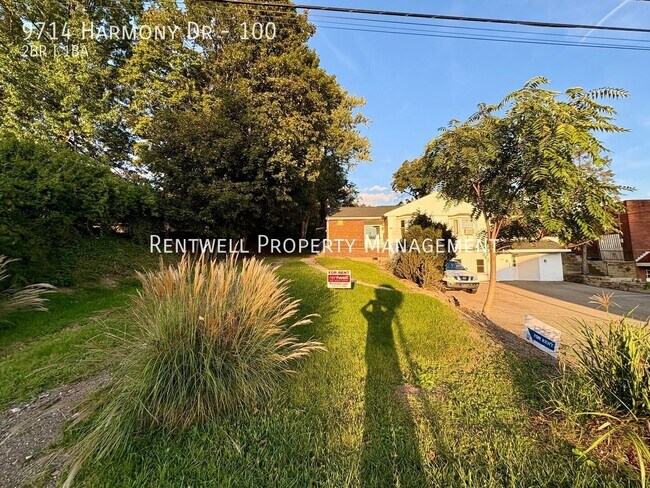 Building Photo - 9714 Harmony Dr
