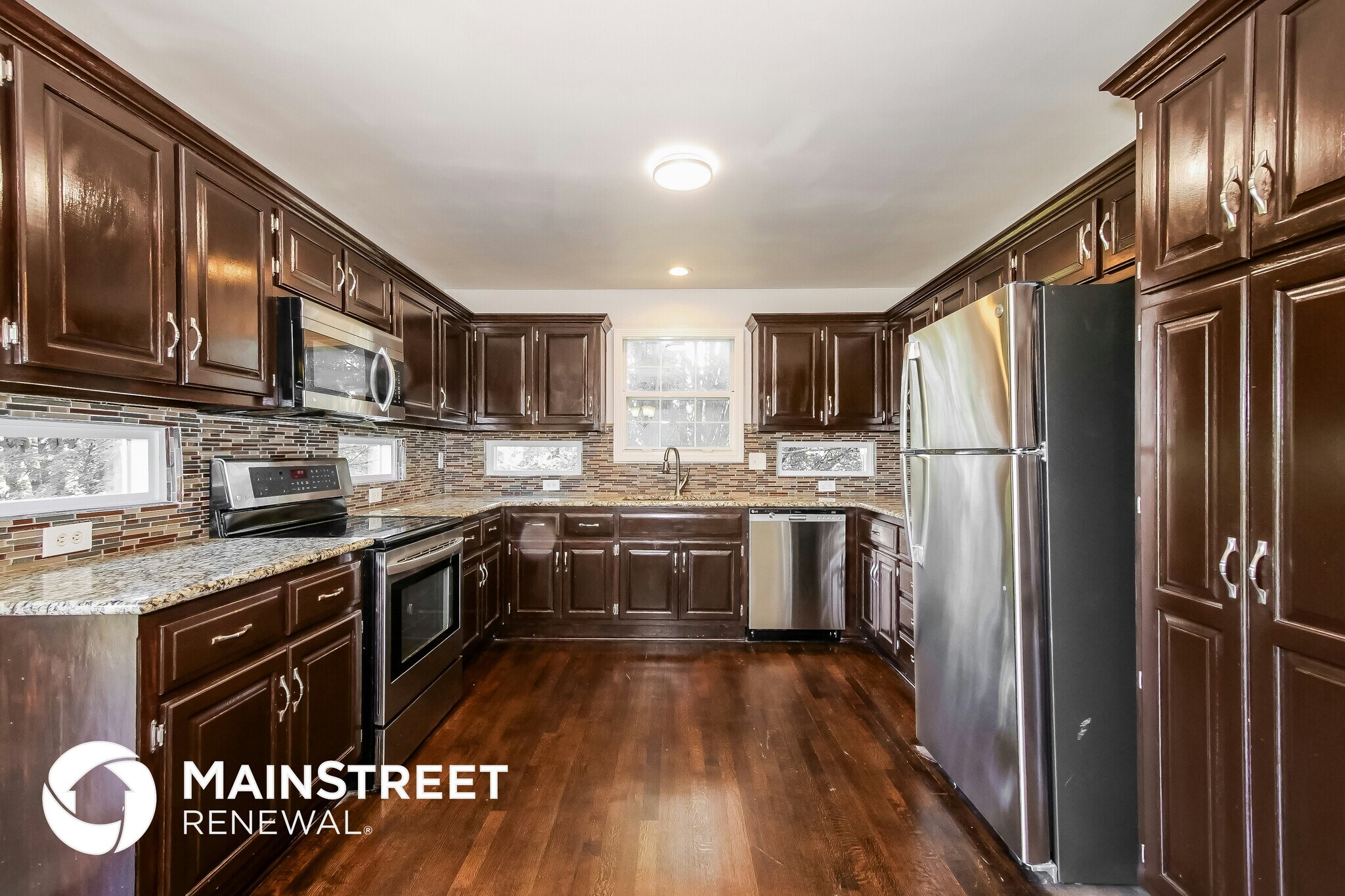 Building Photo - 113 N Oxford Dr