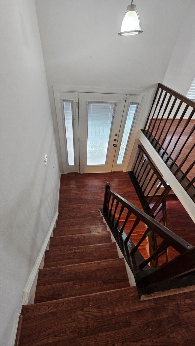 Building Photo - 975 N Red Cedar Cir