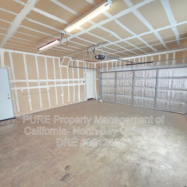 Building Photo - 1141 River Pine Cir