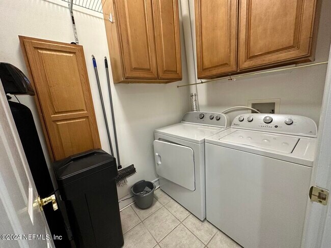 Building Photo - 230 Presidents Cup Way