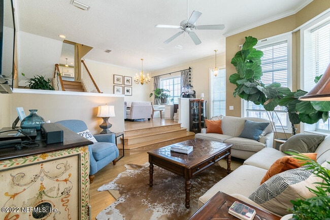 Building Photo - 2102 First St