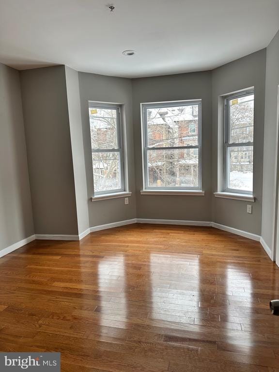 Building Photo - 5113 Chester Ave