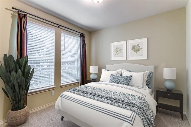 Building Photo - 4121 McKinney Ave