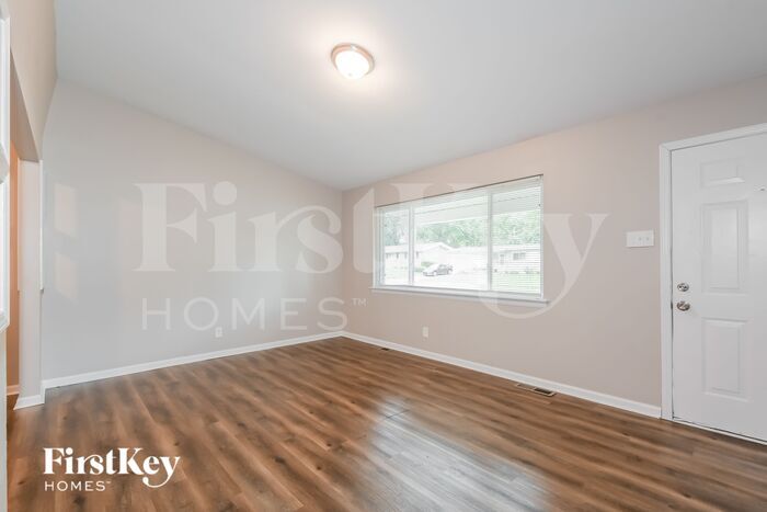 Building Photo - 1340 Layven Ave