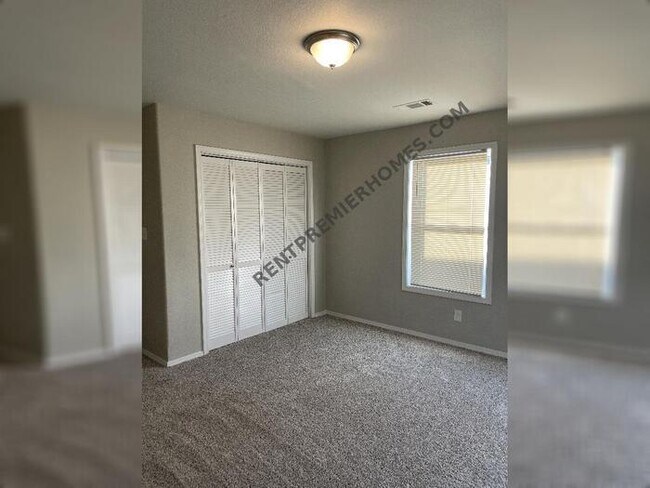 Building Photo - 522 Wisteria Dr. Bauxite AR 72011