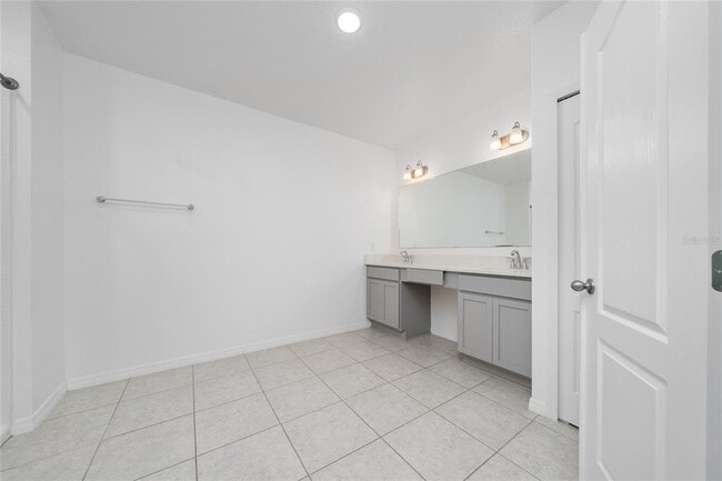 Building Photo - 557 Pawnee Ct