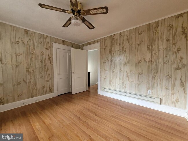 Building Photo - 6710 Beech Ave