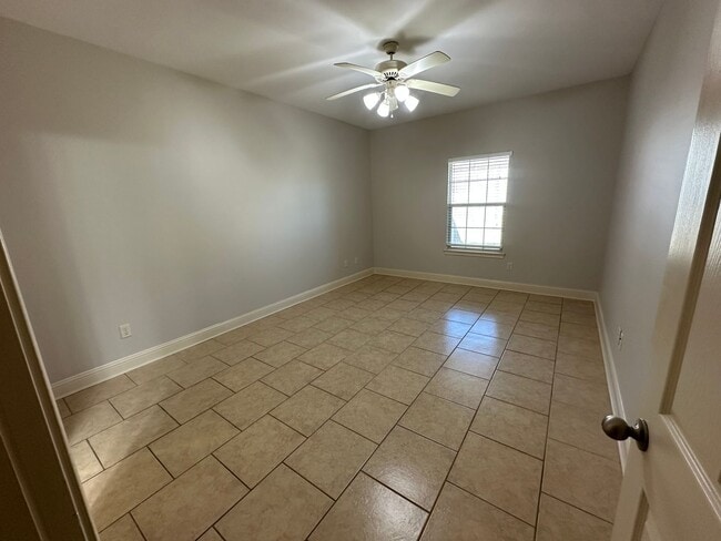 Building Photo - 4046 Mobley Cir