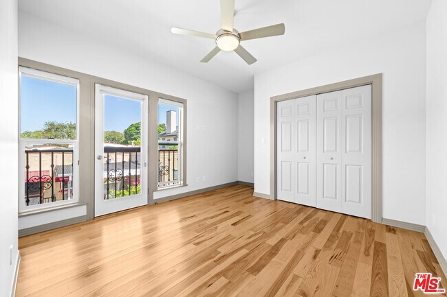 Building Photo - 9056 Hubbard St