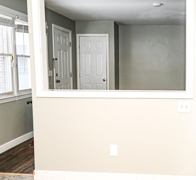 Building Photo - 139 Main, 4