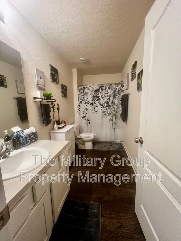 Building Photo - 15697 Strawberry Roan Ct