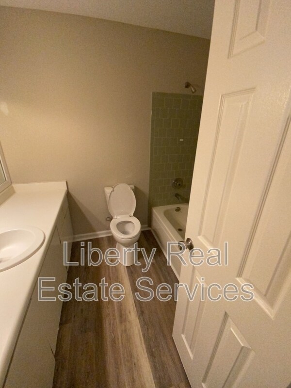 Building Photo - 129 Deann Dr