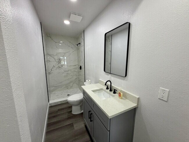 Building Photo - Peaceful Elevated Villa Near the Lake – Fully Renovated | $1,950/month