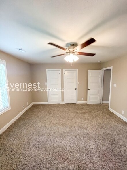 Building Photo - 3385 Polly Dr