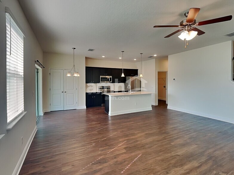 Building Photo - 2780 Ponds Trl