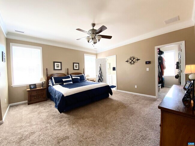 Building Photo - 422 Cranberry Ln