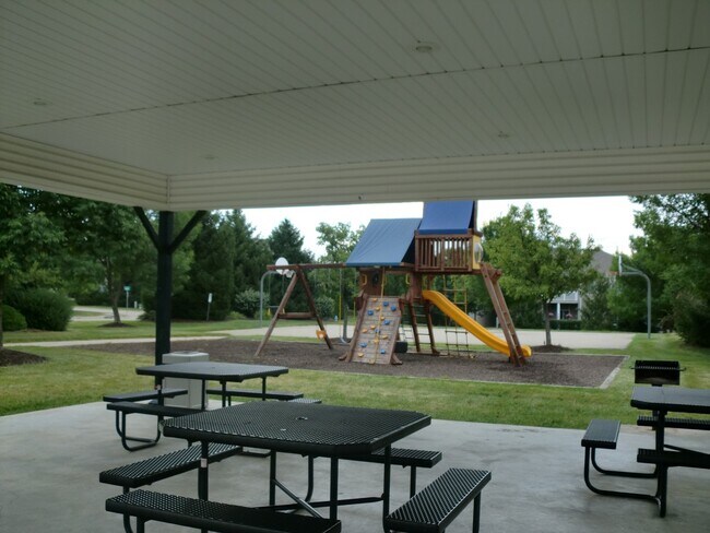 Building Photo - 1115 Kennesaw Ridge Rd