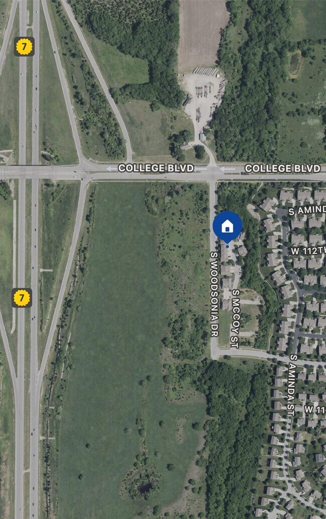 Building Photo - 11141 S Woodsonia Dr