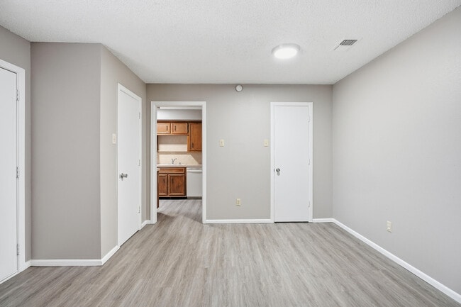 Building Photo - 7406 Waco Ave