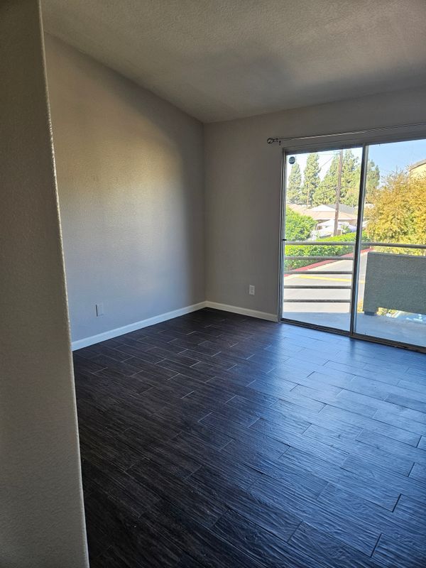 Building Photo - 15341 Hunsaker Ave
