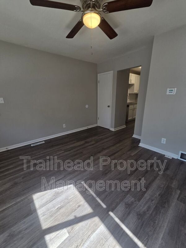 Building Photo - 9416 East 14th St S