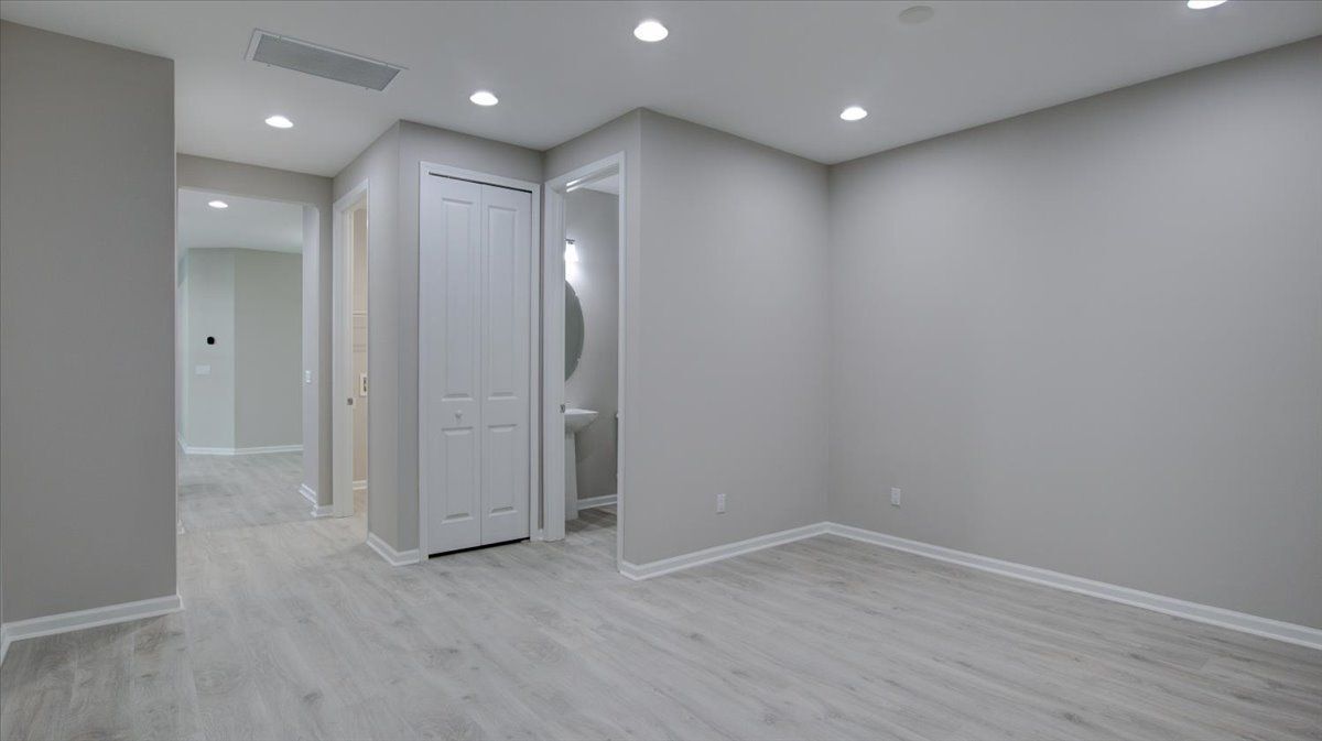 Building Photo - 363 Harborside Dr