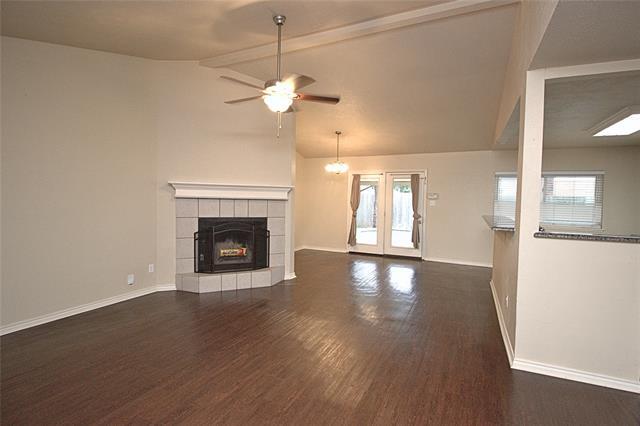 Building Photo - 3816 Hackberry Ln