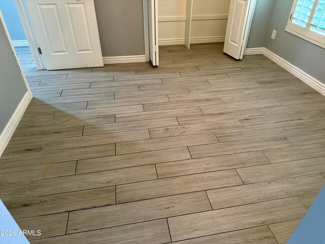 Building Photo - 5022 E Salinas St