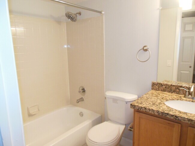 Building Photo - TWO BEDROOM TWO BATHROOM! WATERFRONT COMMU...