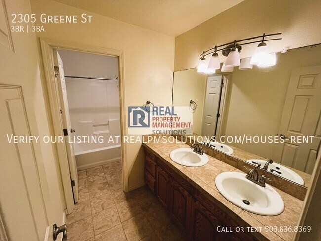 Building Photo - 2305 Greene St