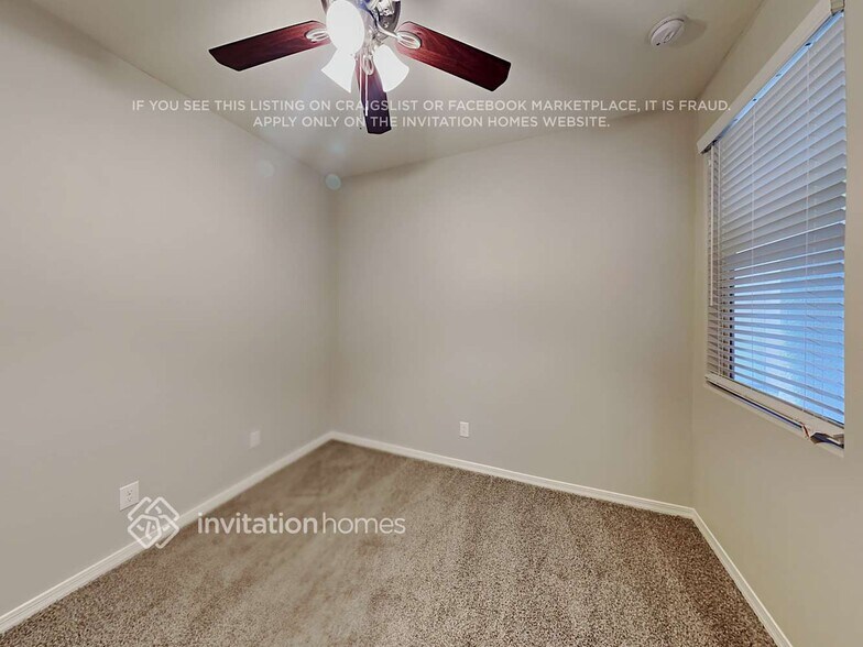 Building Photo - 18210 W Carlota Ln
