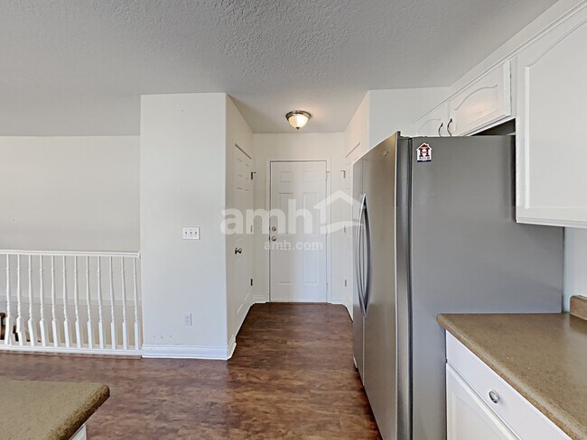 Building Photo - 3372 W 1050 N