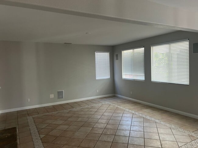 Building Photo - 29404 Pebble Beach Dr