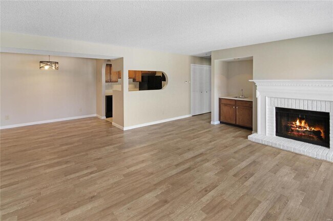 Building Photo - 326 Shirley Ridge Dr