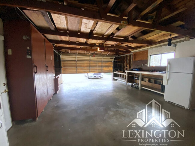 Building Photo - Beautiful, 3BD/2BA, Home available in Sacramento off Madison Ave. and Auburn Blvd.