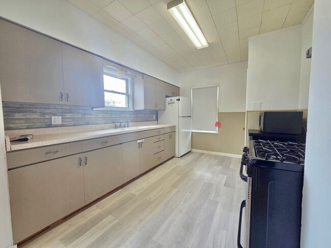 Building Photo - Charming Home in Henefer, UT!
