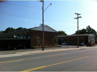 Primary Photo - Race Street Apartments