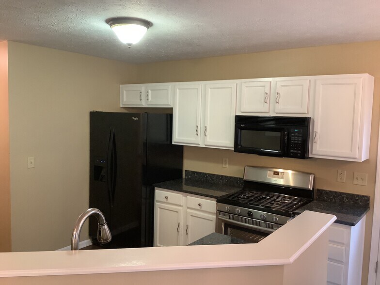Building Photo - 6493 Lorinda Dr