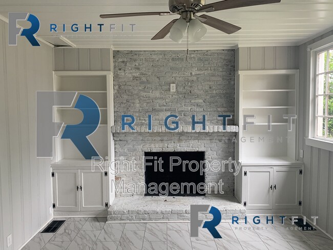 Building Photo - 2012 6th Ave